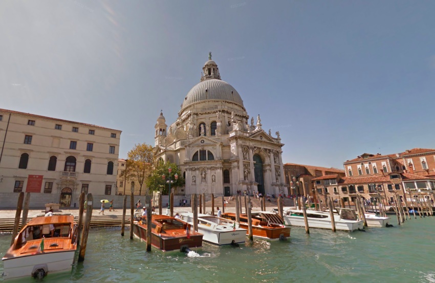 Santa Maria della Salute, Venice